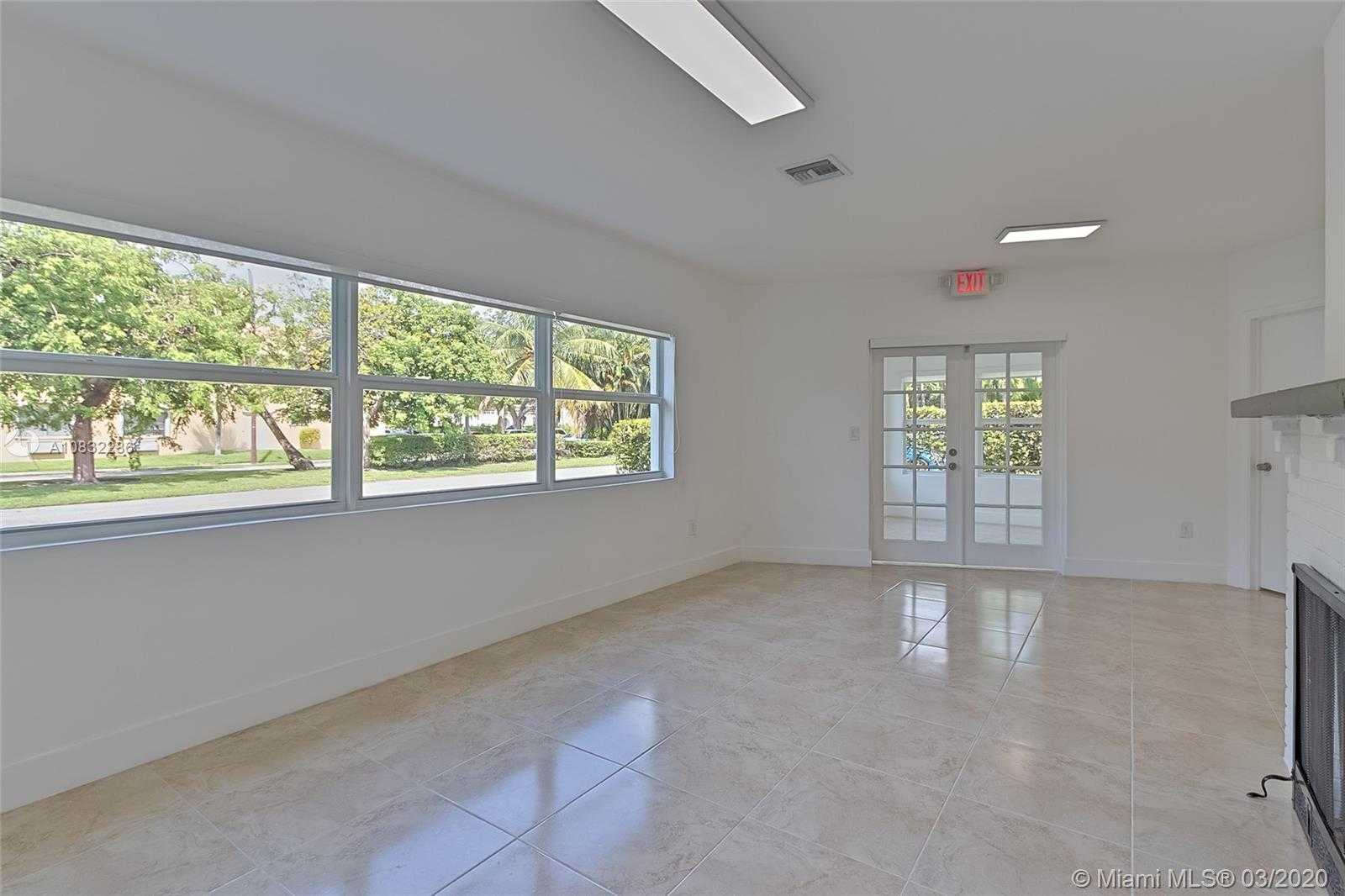 Small Image of 1322 SOUTH EAST 1ST AVE, Fort Lauderdale Number 2