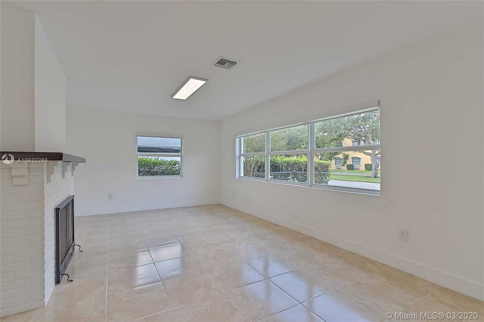 Small Image of 1322 SOUTH EAST 1ST AVE, Fort Lauderdale Number 5