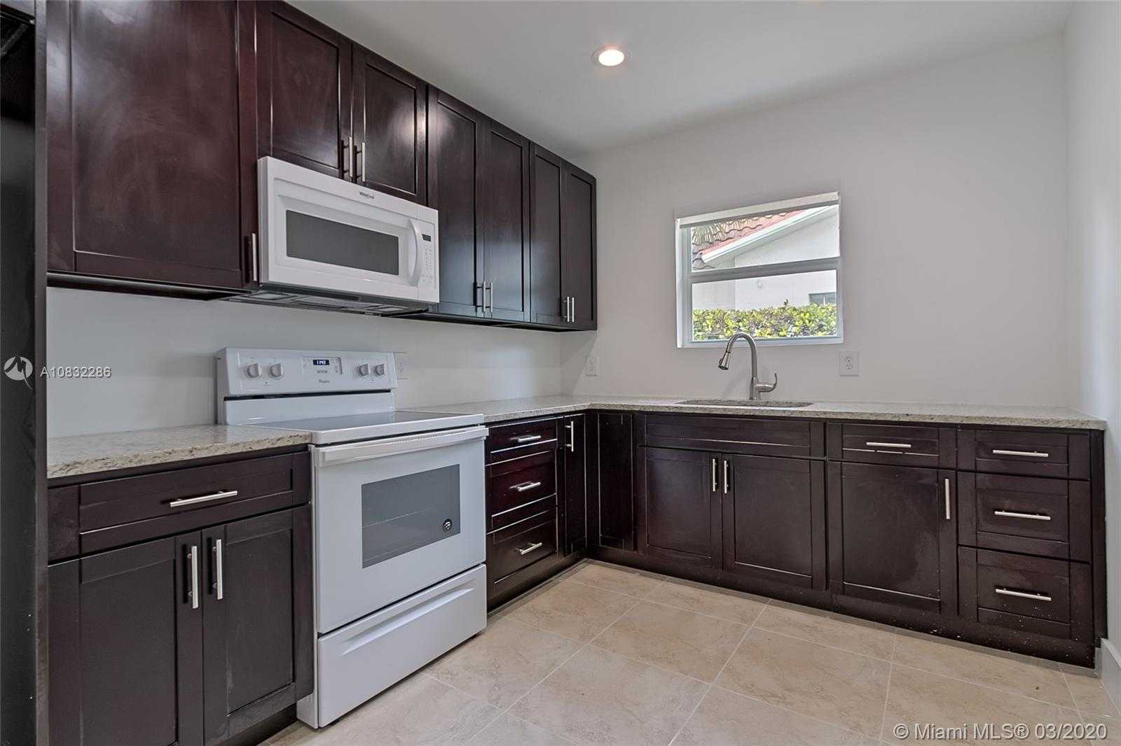 Small Image of 1322 SOUTH EAST 1ST AVE, Fort Lauderdale Number 6