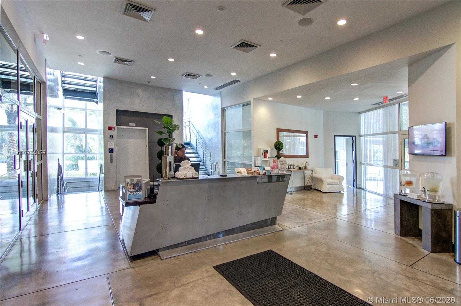 Small Image of 50 SOUTH POINTE DR #2103, Miami Beach Number 38