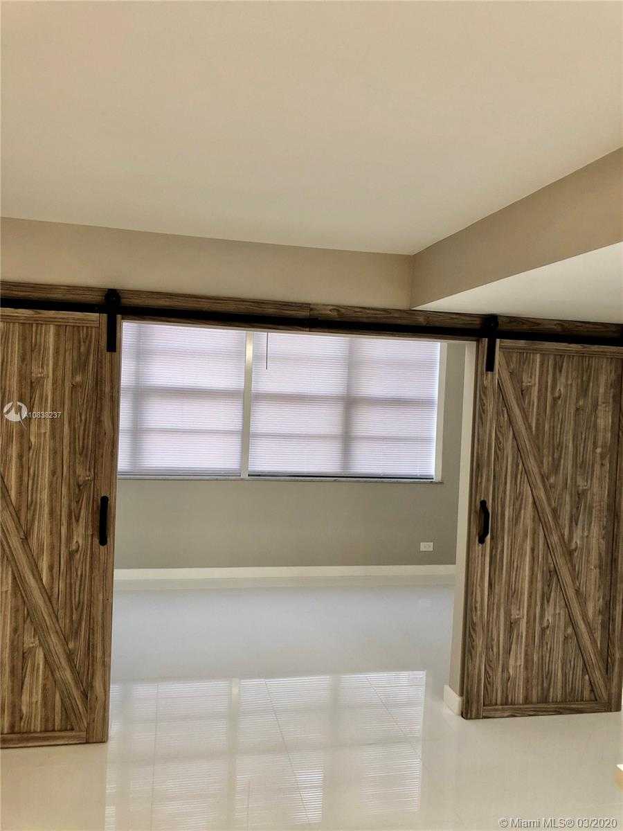Small Image of 250 174TH ST #710, Sunny Isles Beach Number 5