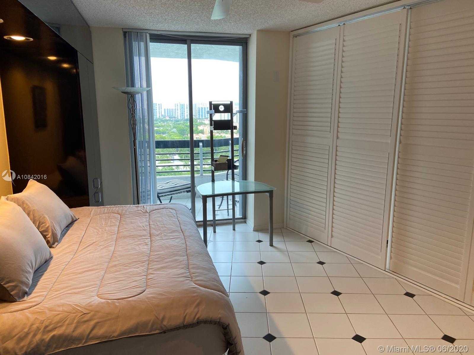 Small Image of 3530 MYSTIC POINTE DR #1708, Aventura Number 14