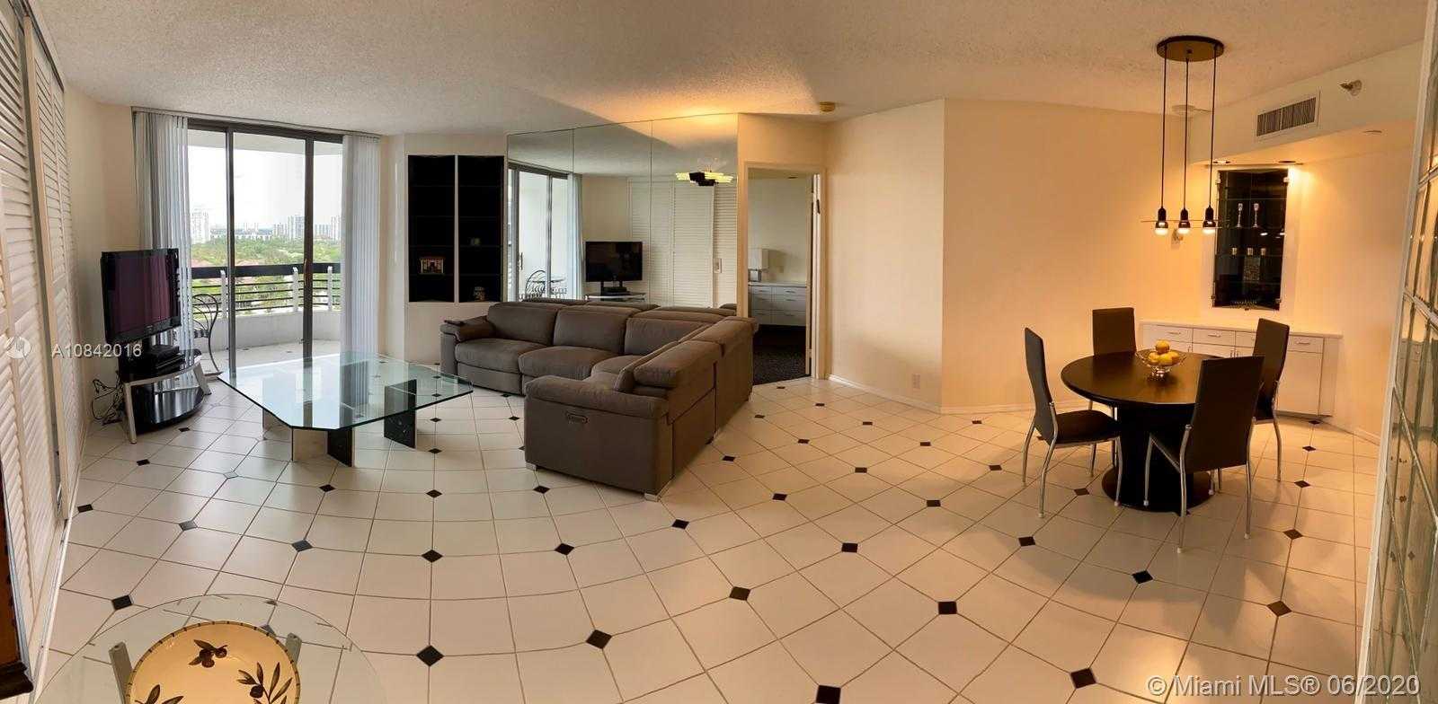 Small Image of 3530 MYSTIC POINTE DR #1708, Aventura Number 3