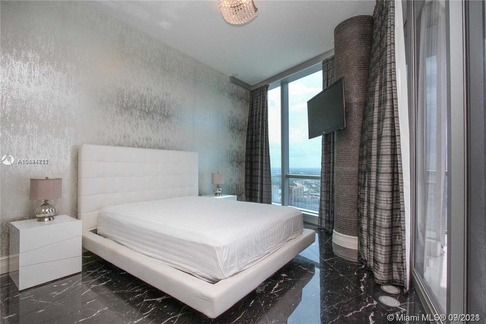 Small Image of 17121 COLLINS AVE #4404, Sunny Isles Beach Number 10