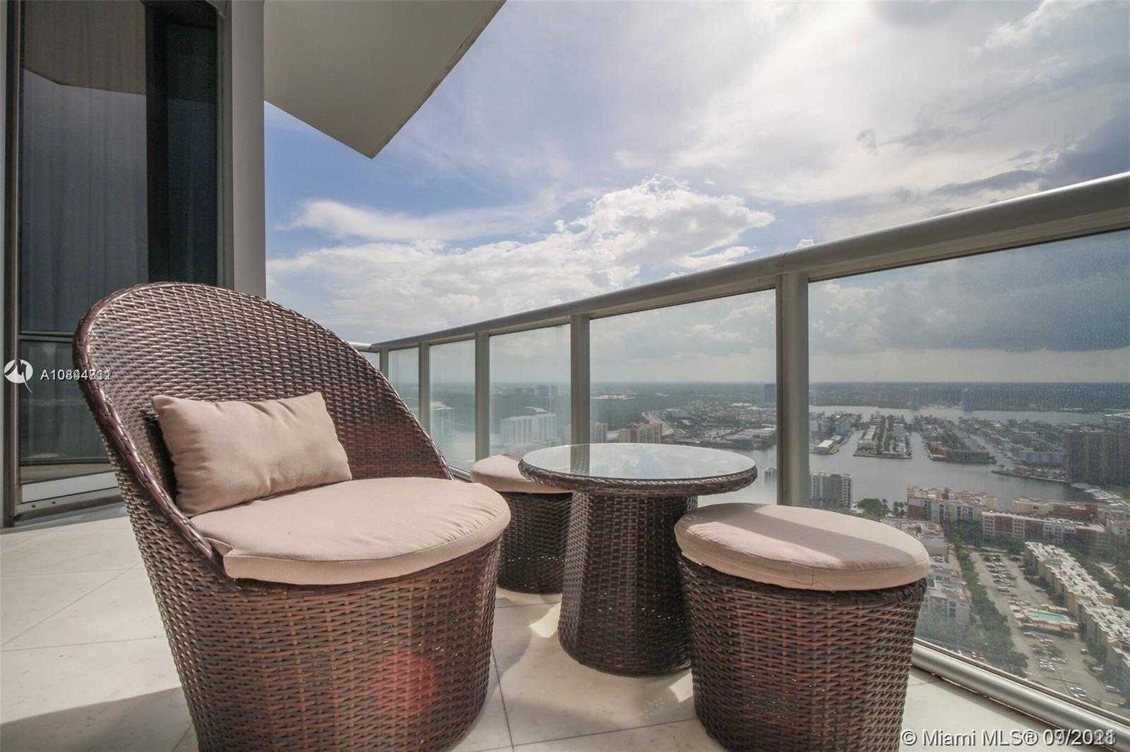 Small Image of 17121 COLLINS AVE #4404, Sunny Isles Beach Number 23