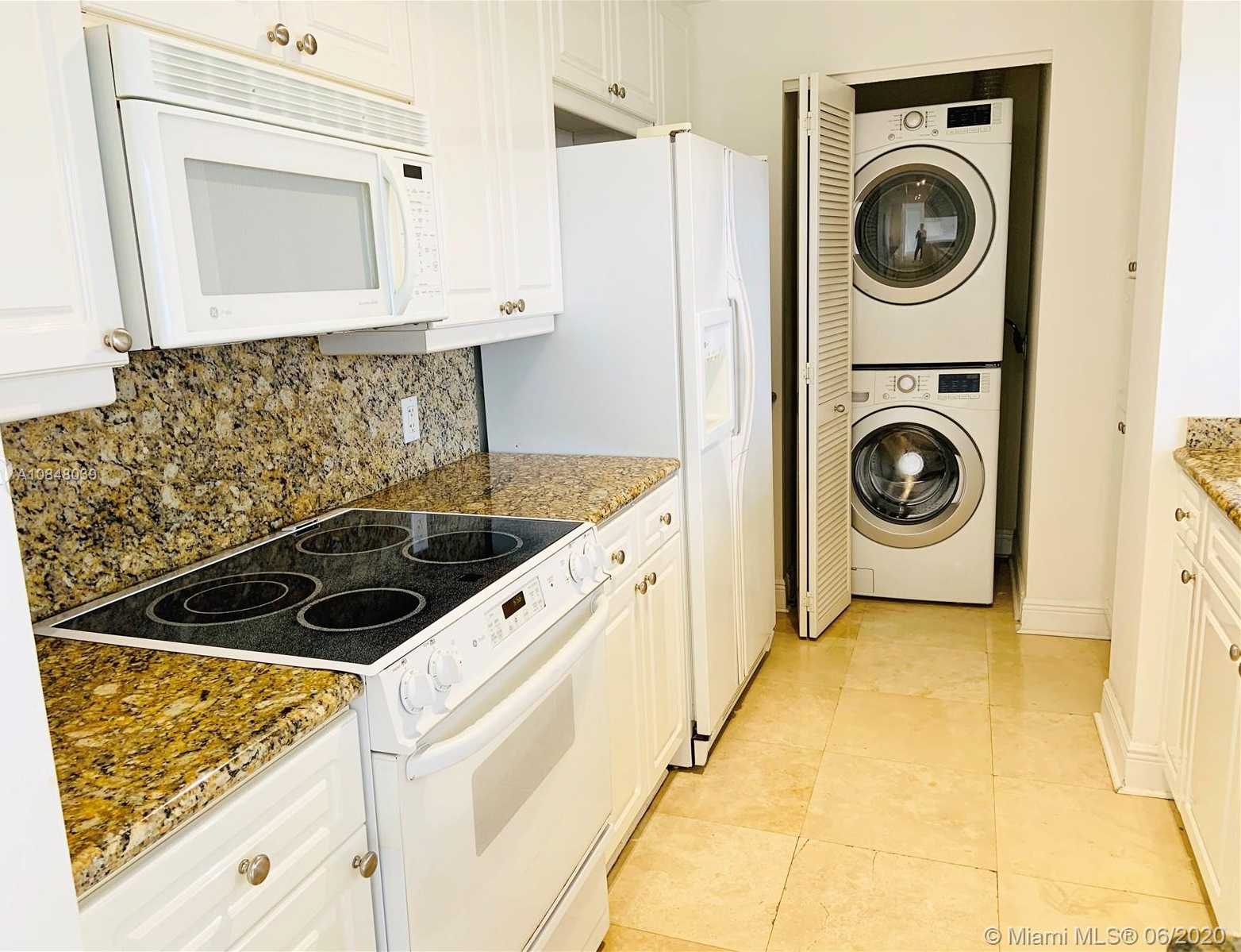Small Image of 808 BRICKELL KEY DR #3403, Miami Number 11