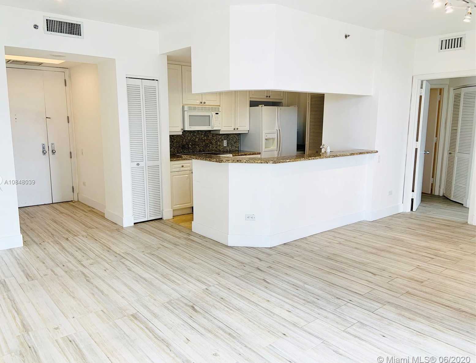 Small Image of 808 BRICKELL KEY DR #3403, Miami Number 13