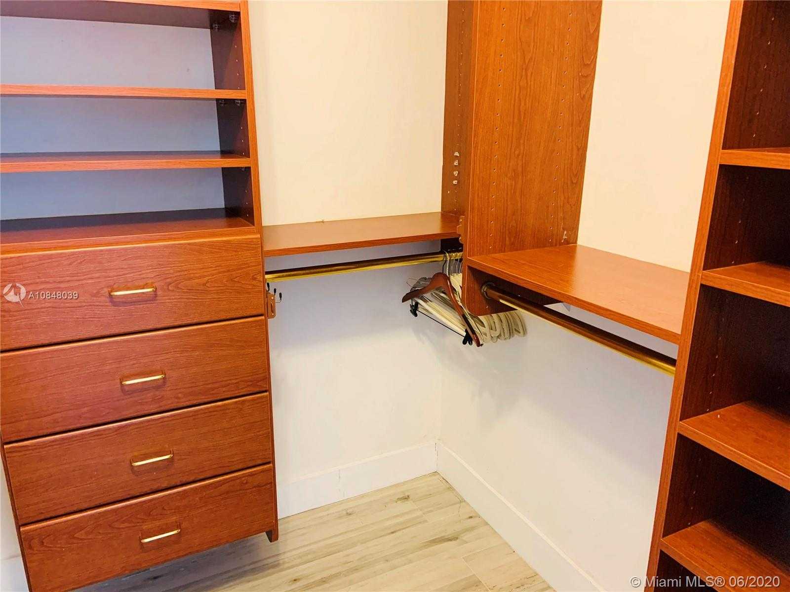 Small Image of 808 BRICKELL KEY DR #3403, Miami Number 20