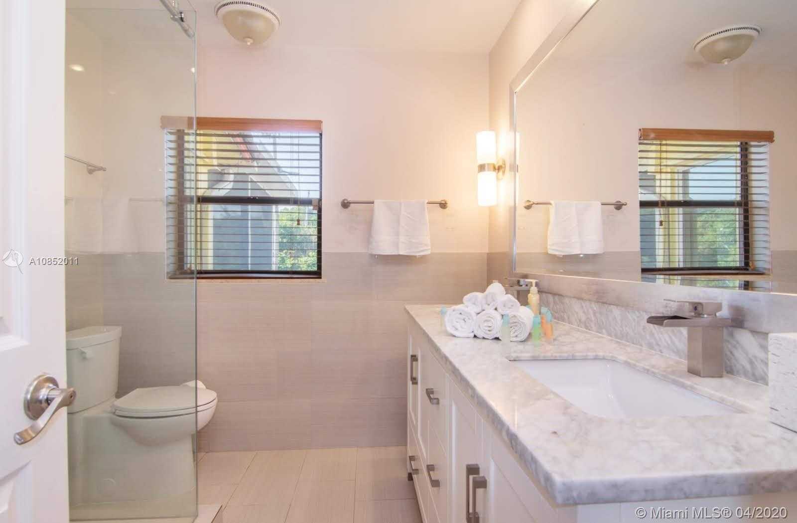 Small Image of 3301 NORTH EAST 16TH CT, Fort Lauderdale Number 40