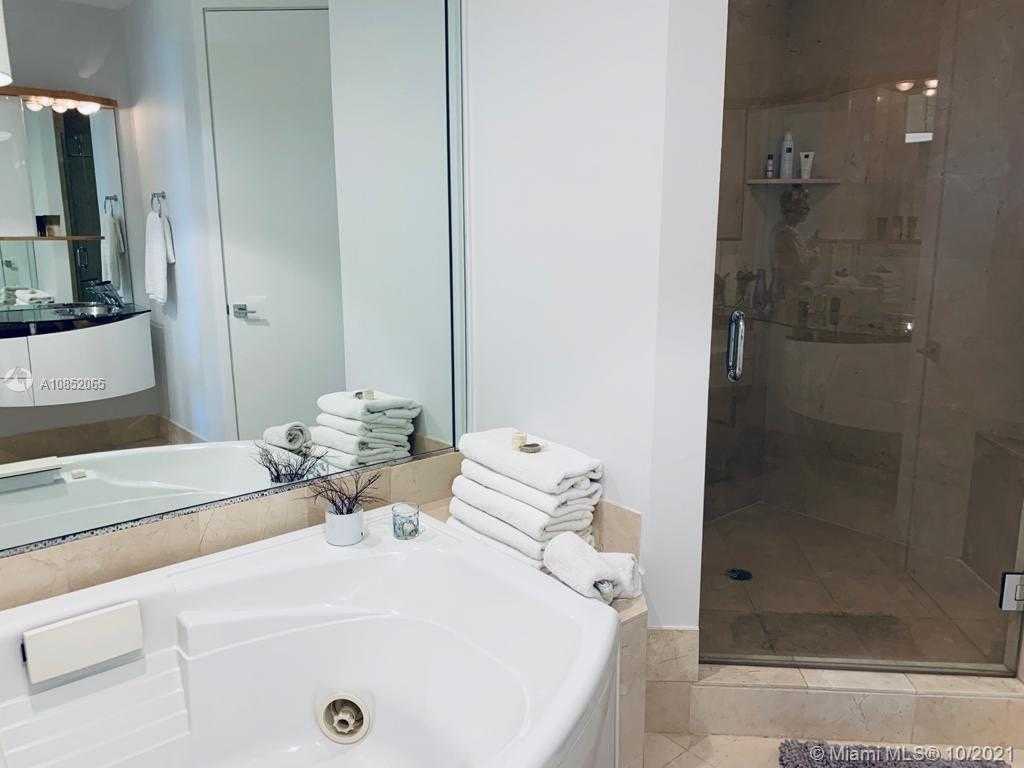 Small Image of 18101 COLLINS AVE #1508, Sunny Isles Beach Number 19