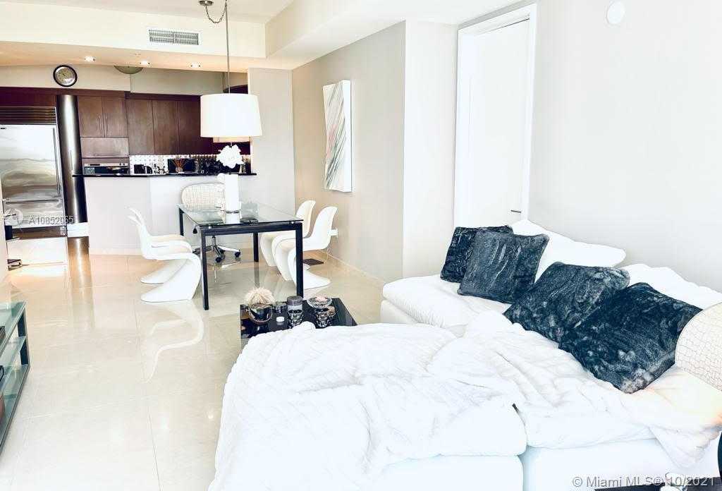 Small Image of 18101 COLLINS AVE #1508, Sunny Isles Beach Number 4