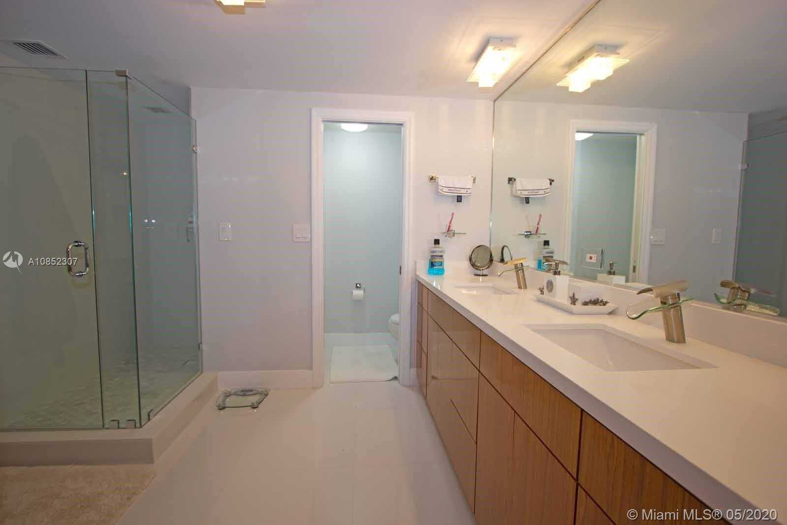Small Image of 10175 Collins Ave, Bal Harbour, FL 33154, USA Number 16