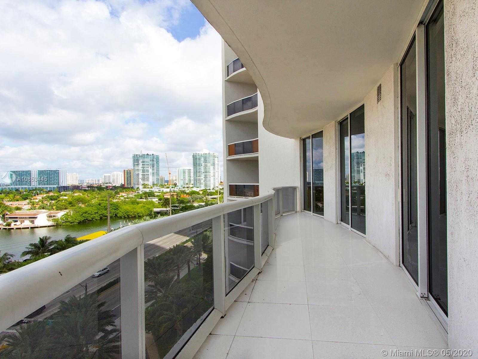Small Image of 15901 COLLINS AVE #705, Sunny Isles Beach Number 10