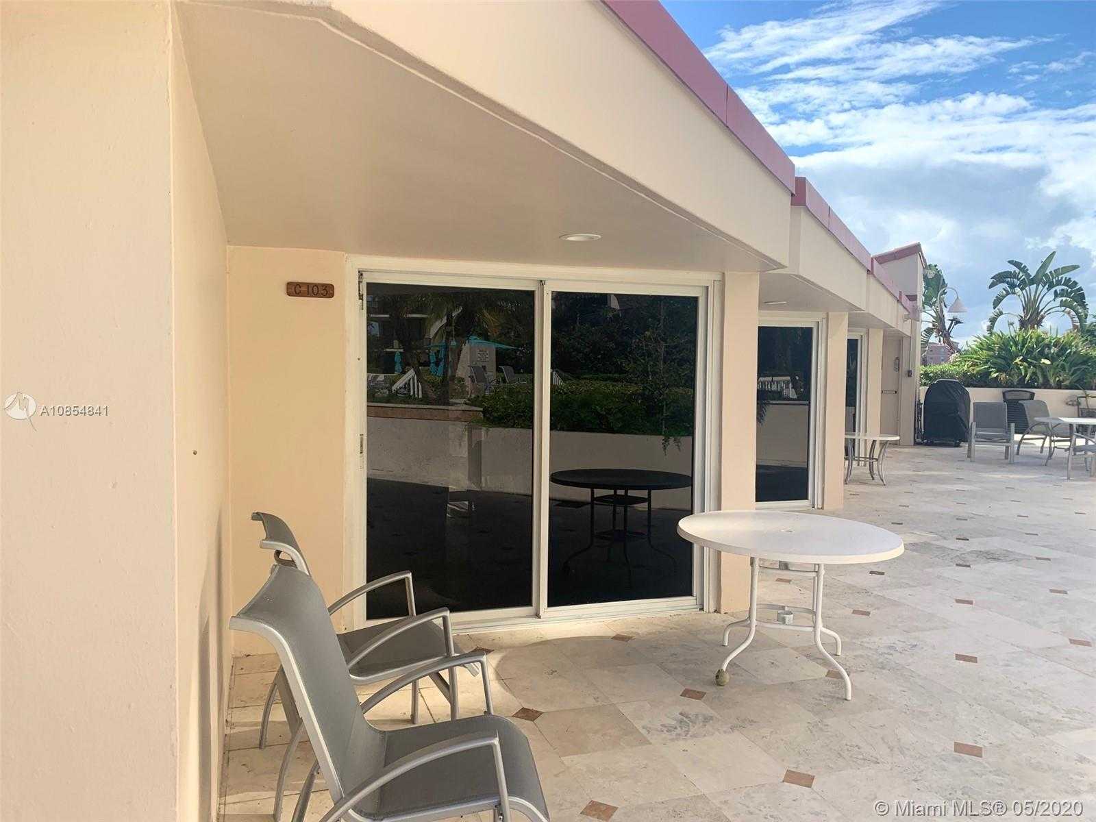 Small Image of 19667 TURNBERRY WAY #27B, Aventura Number 3