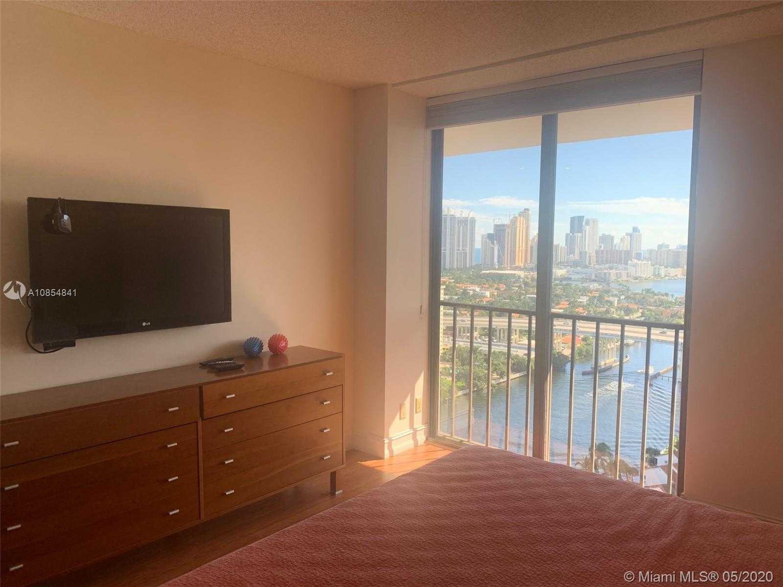 Small Image of 19667 TURNBERRY WAY #27B, Aventura Number 9