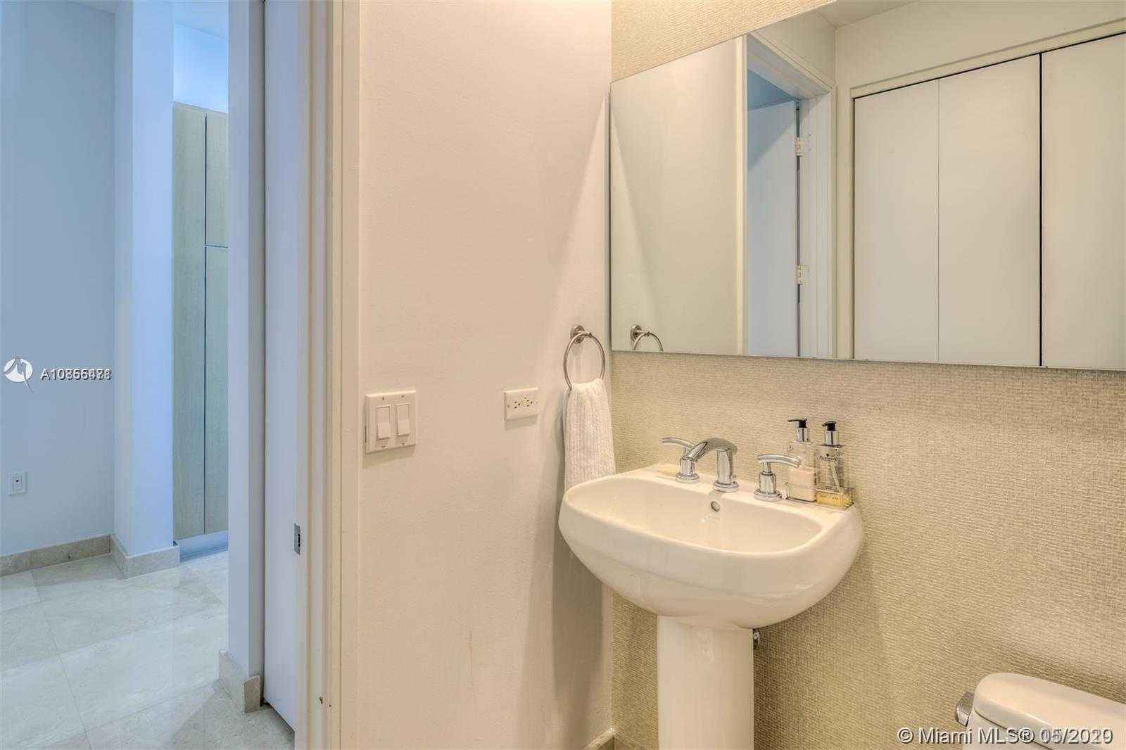 Small Image of 900 BRICKELL KEY BLVD #2805, Miami Number 25