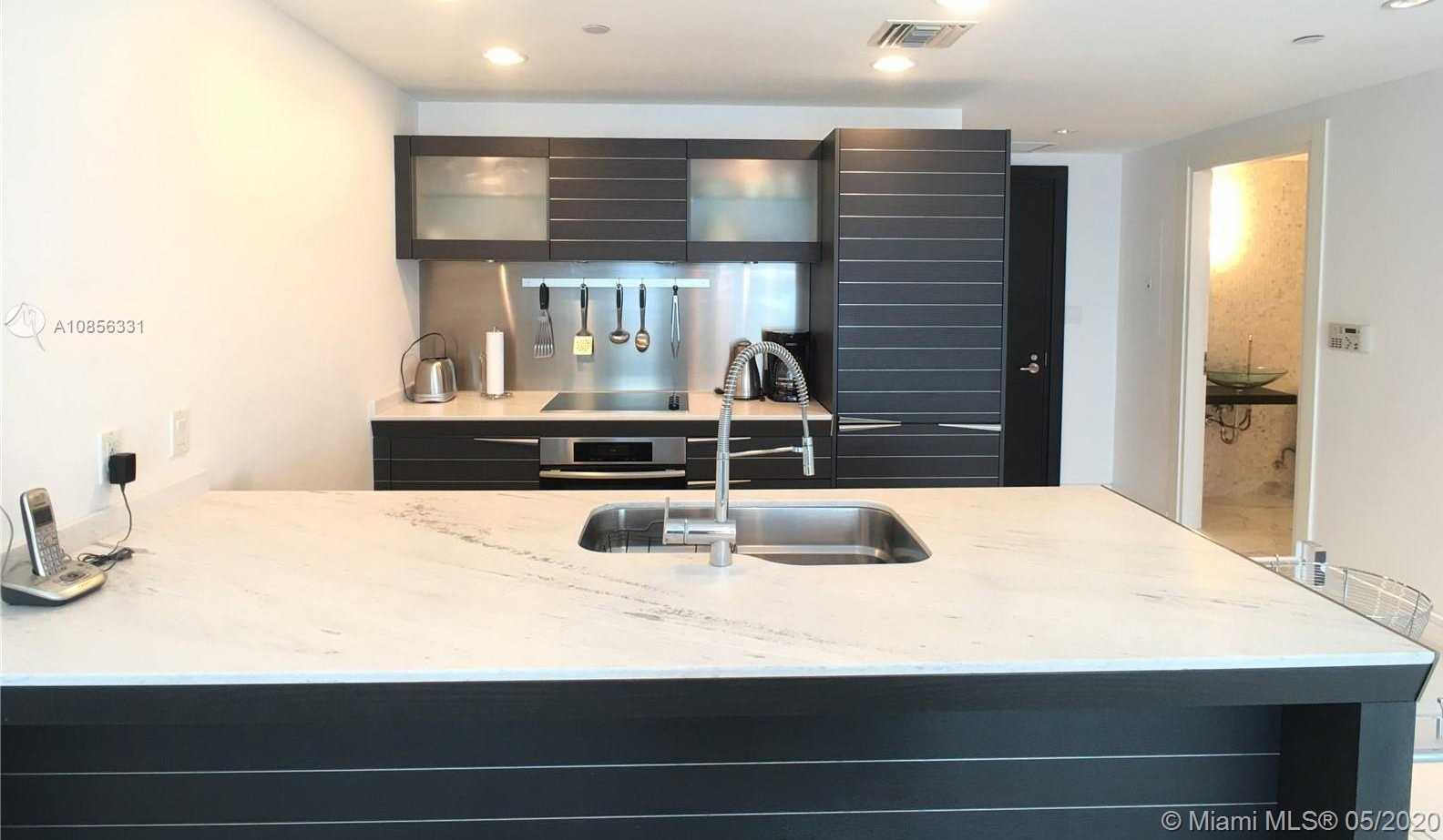 Small Image of 200 BISCAYNE BOULEVARD WAY #4314, Miami Number 10