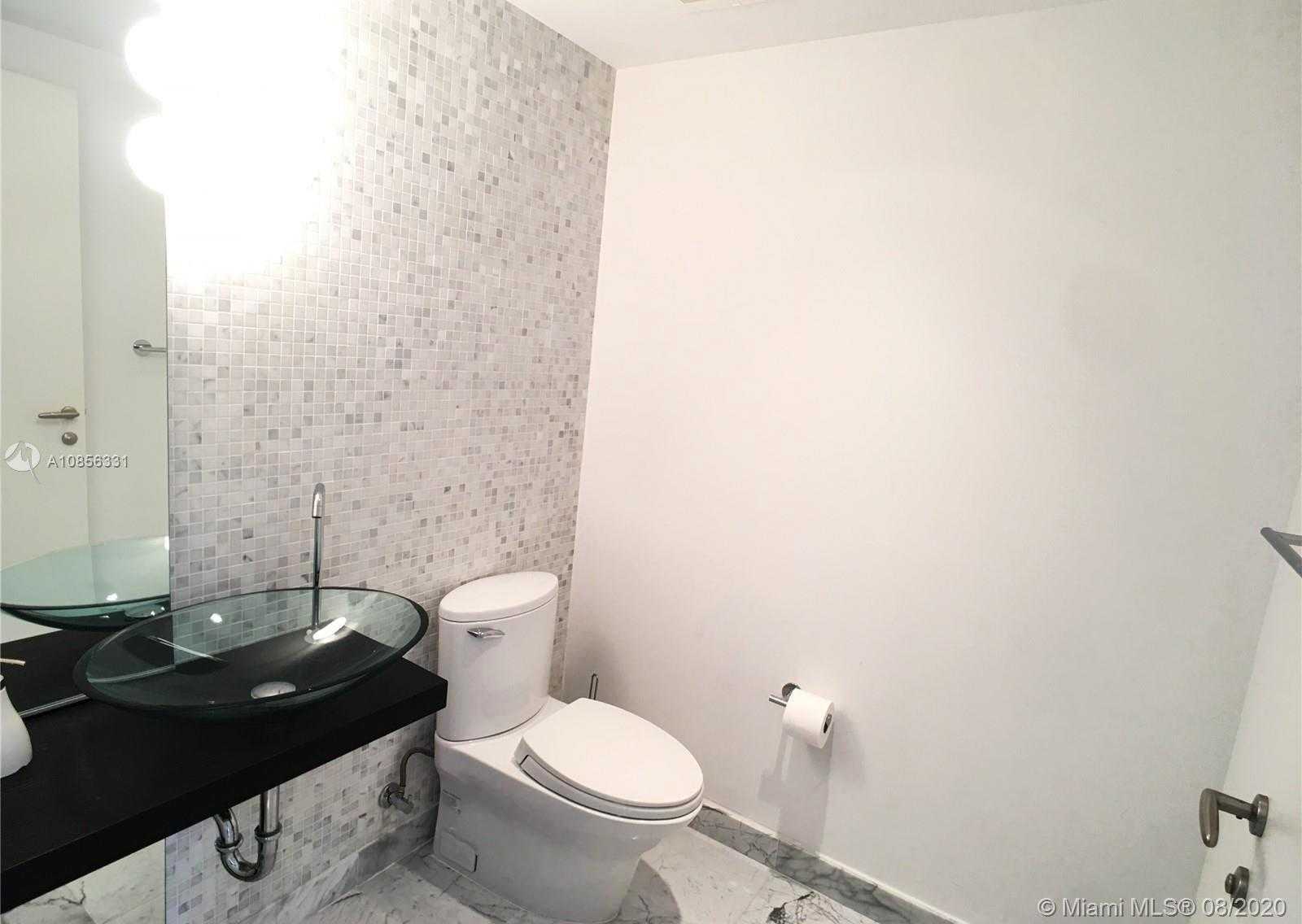 Small Image of 200 BISCAYNE BOULEVARD WAY #4314, Miami Number 13