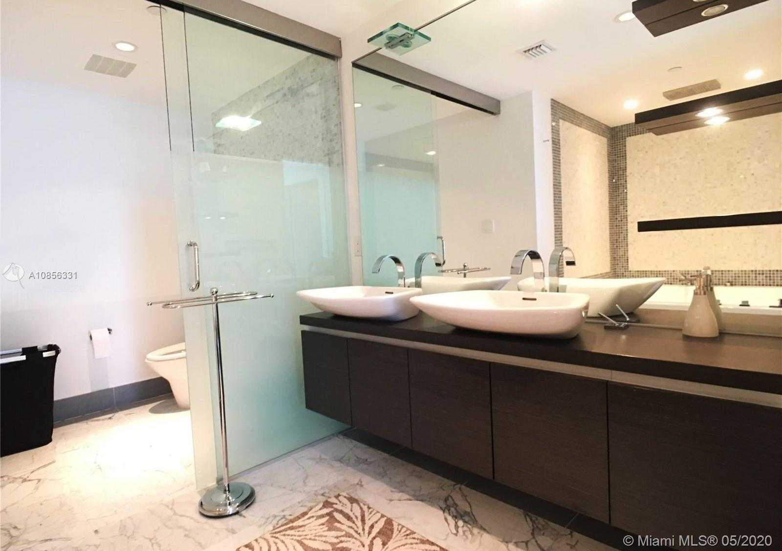 Small Image of 200 BISCAYNE BOULEVARD WAY #4314, Miami Number 24