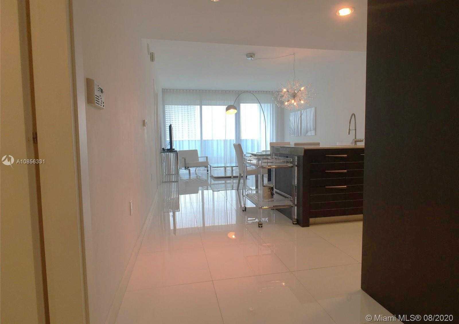 Small Image of 200 BISCAYNE BOULEVARD WAY #4314, Miami Number 7