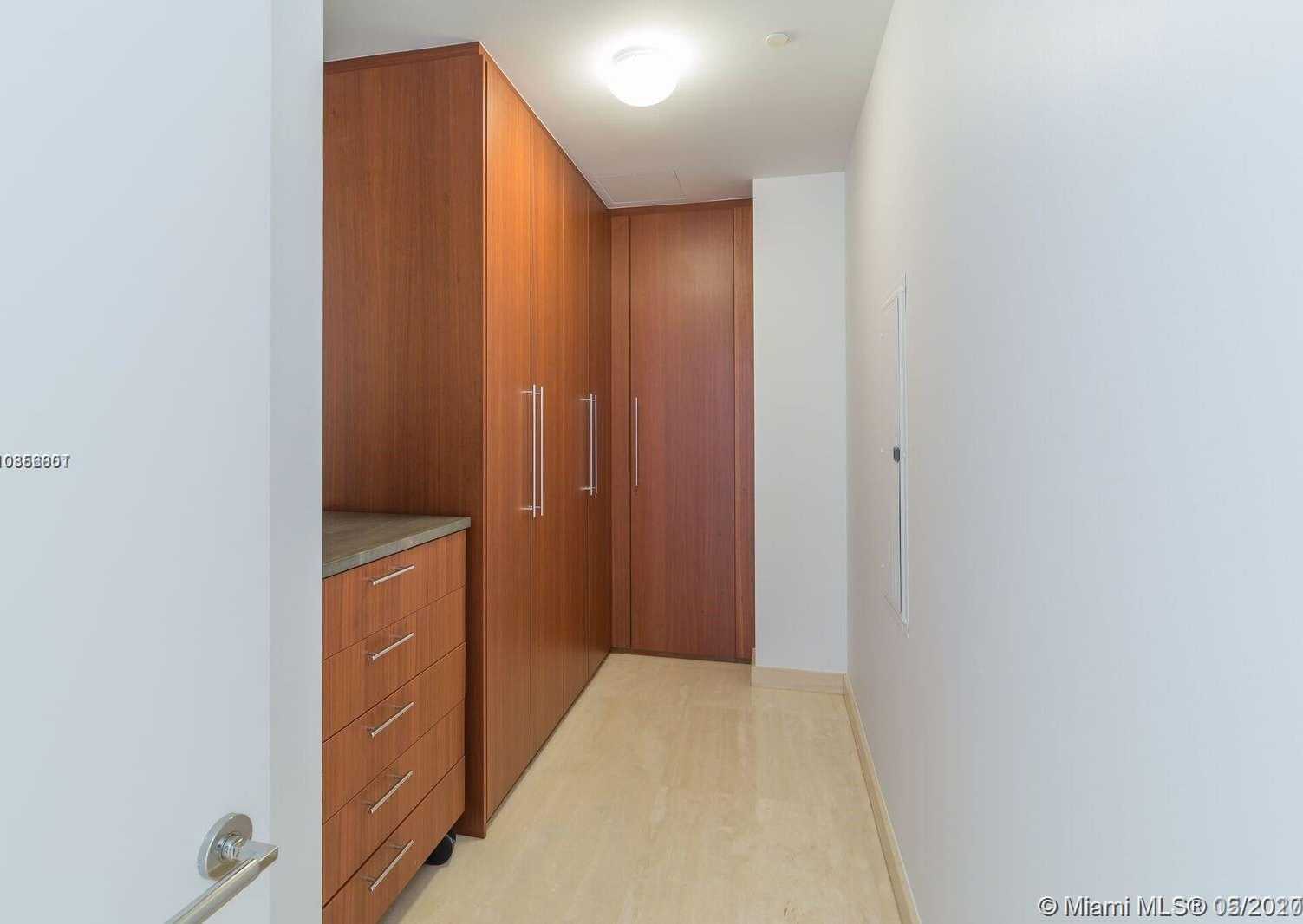Small Image of 9705 COLLINS #1704, Bal Harbour Number 18