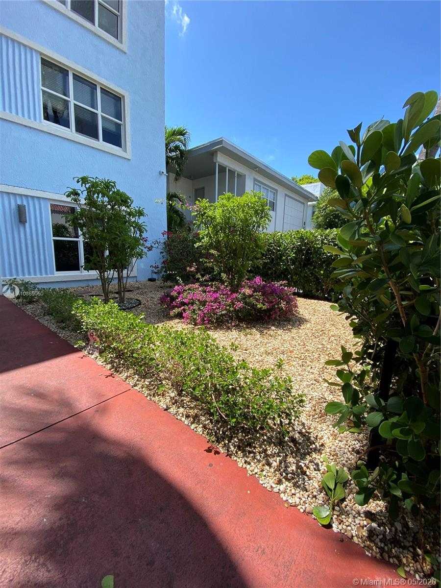 Small Image of 1342 DREXEL AVE #205, Miami Beach Number 4