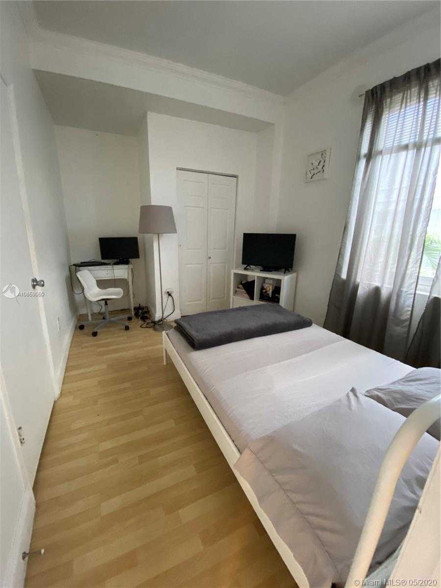 Small Image of 1342 DREXEL AVE #205, Miami Beach Number 9