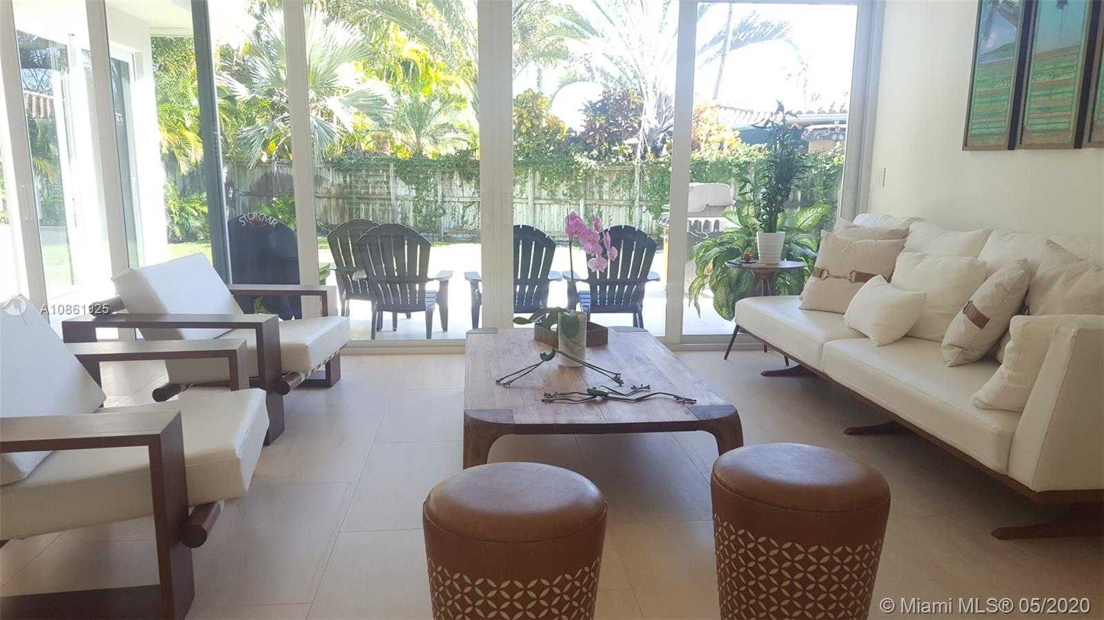Small Image of 57 SAMANA DRIVE, Miami Number 2