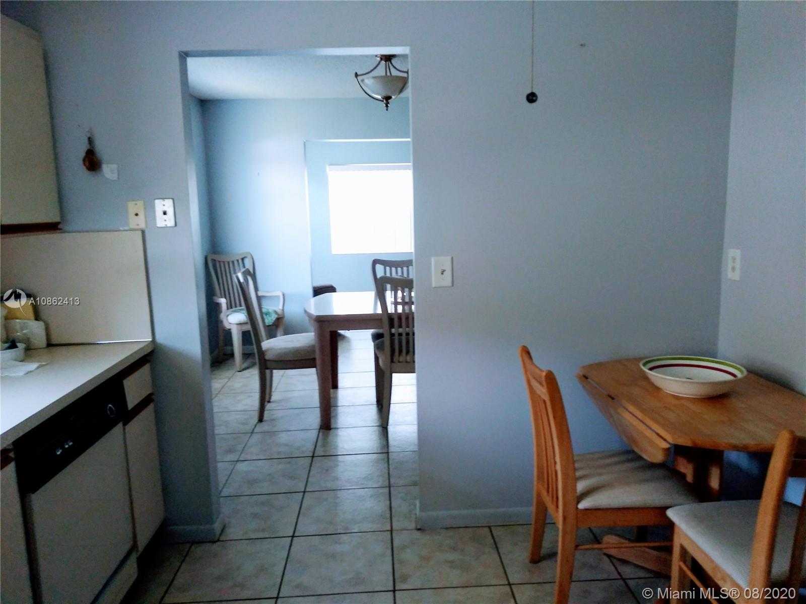 Small Image of 3859 WEST ROWENA, West Palm Beach Number 10