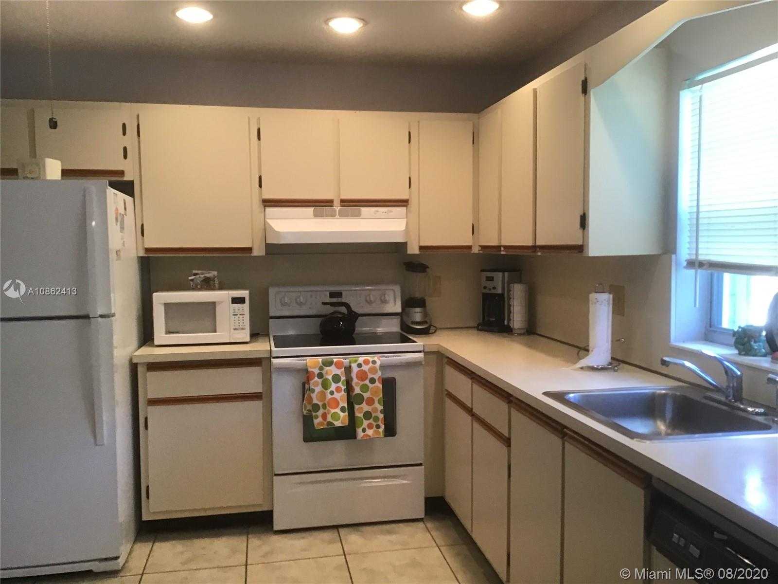 Small Image of 3859 WEST ROWENA, West Palm Beach Number 11