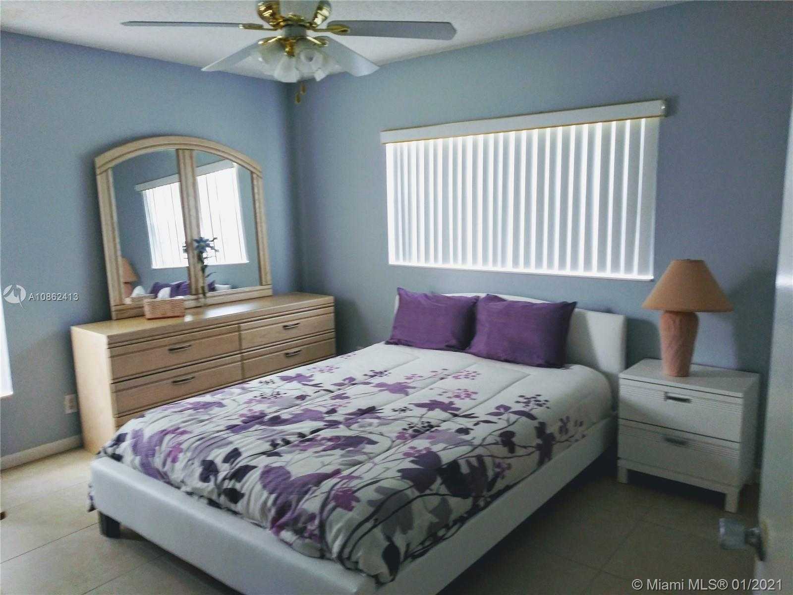 Small Image of 3859 WEST ROWENA, West Palm Beach Number 13