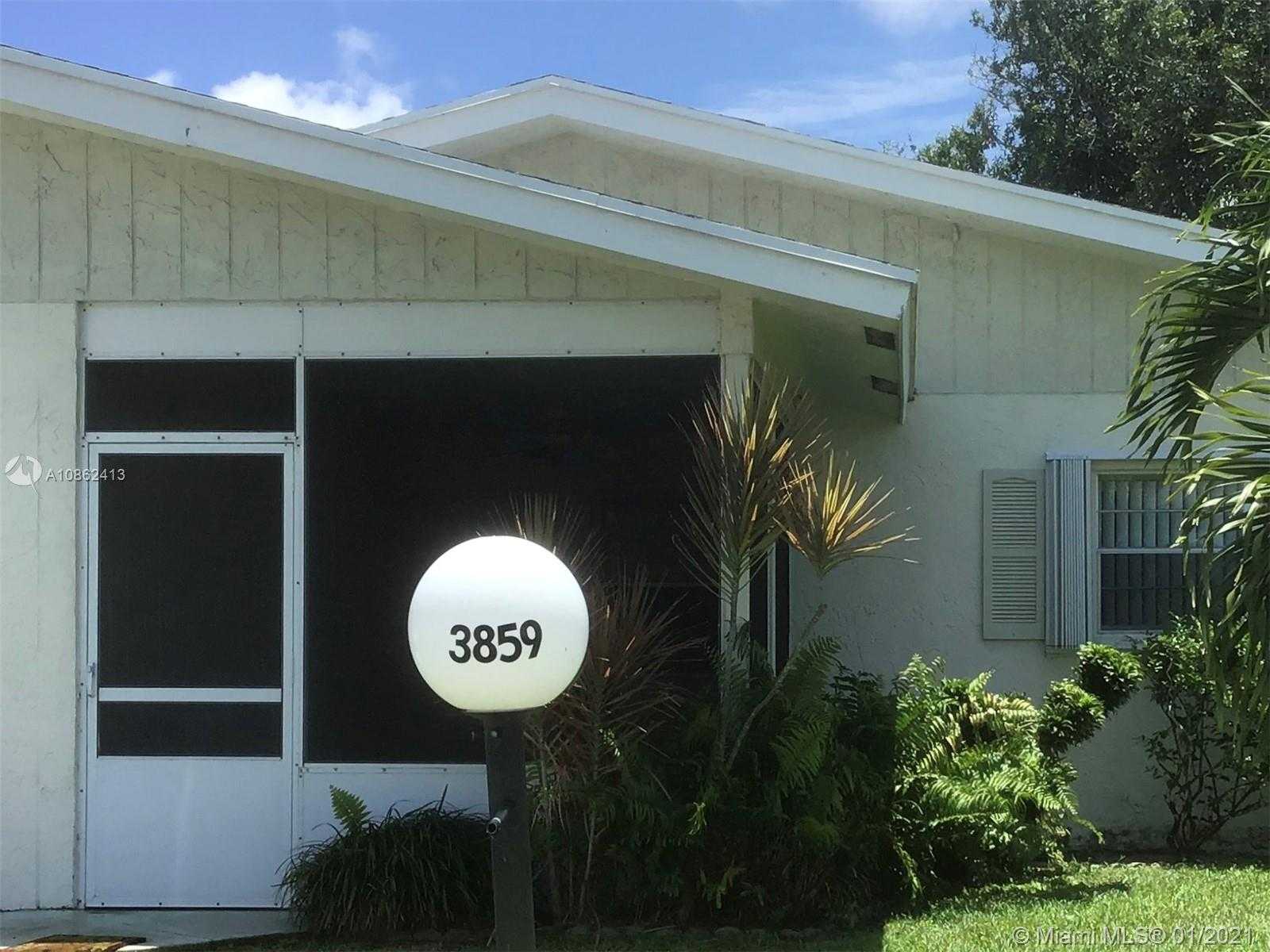 Small Image of 3859 WEST ROWENA, West Palm Beach Number 25