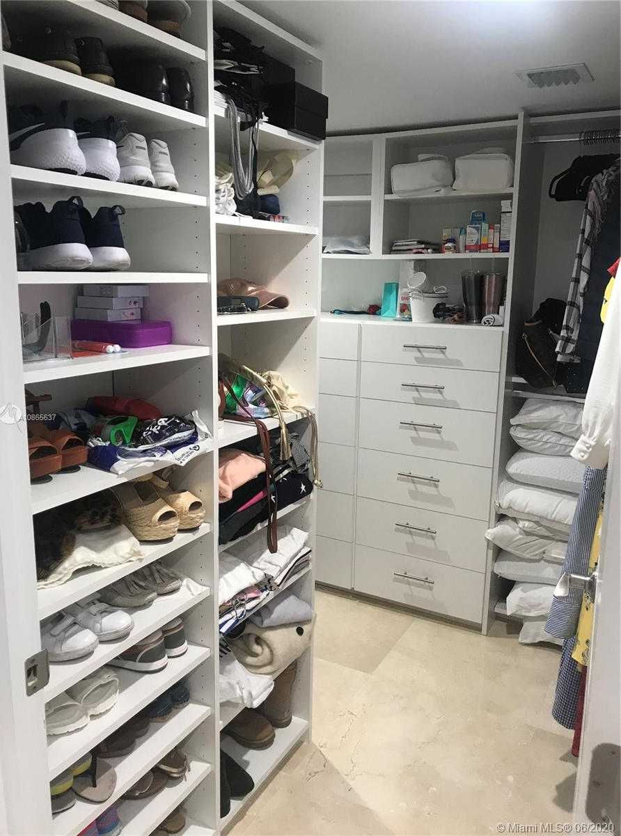 Small Image of 2901 SOUTH BAYSHORE DR #11F, Miami Number 10