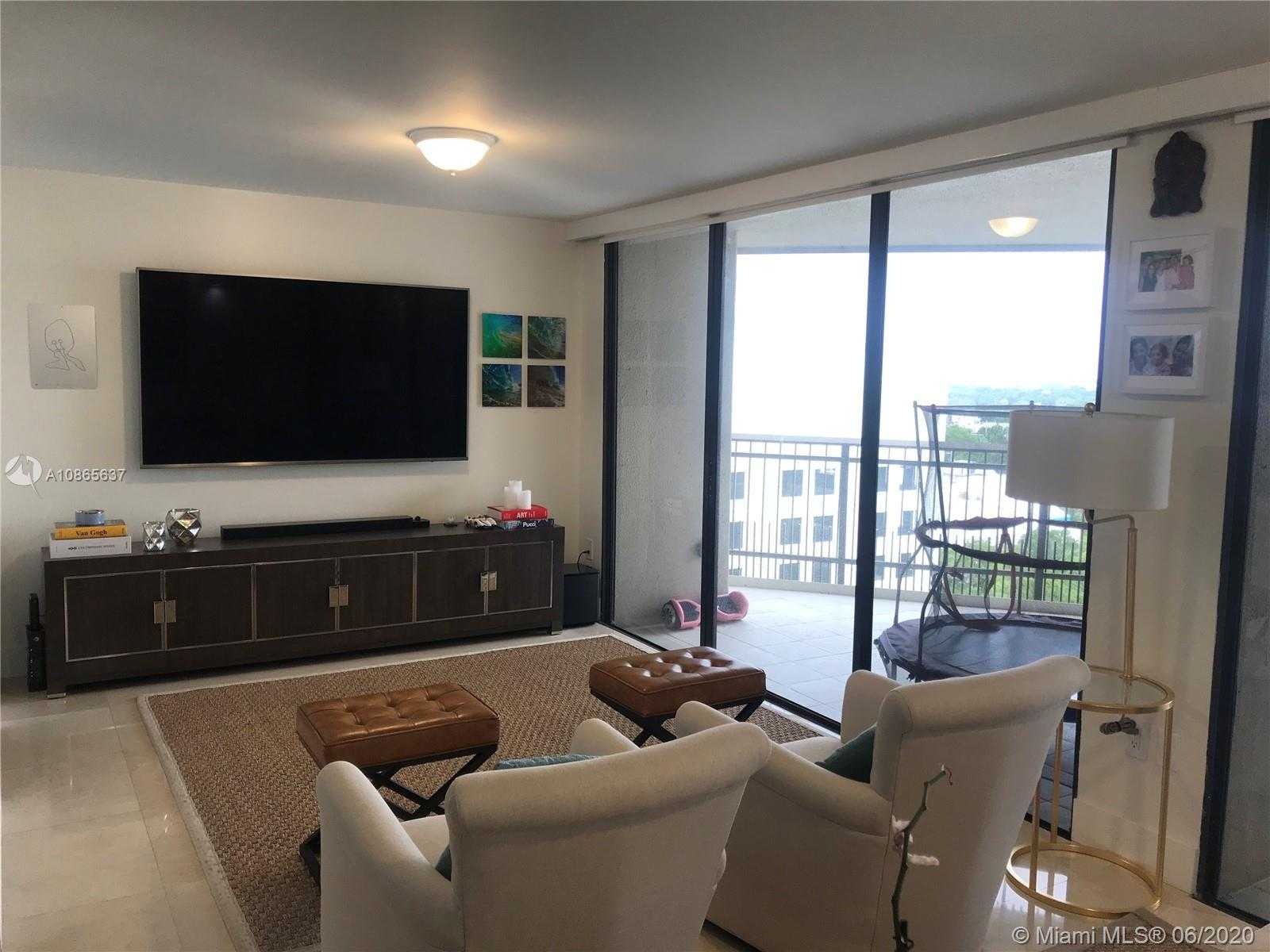 Small Image of 2901 SOUTH BAYSHORE DR #11F, Miami Number 19