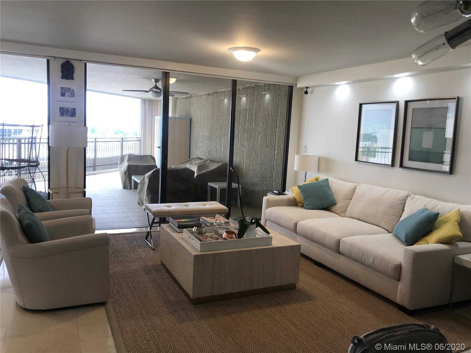 Small Image of 2901 SOUTH BAYSHORE DR #11F, Miami Number 2