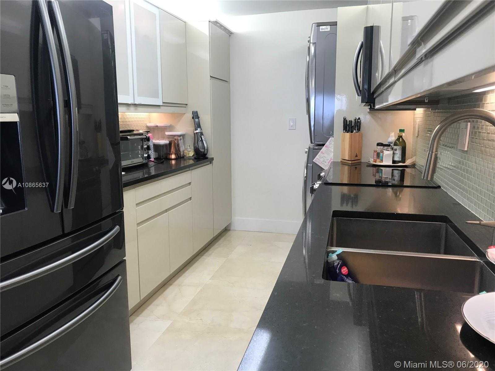 Small Image of 2901 SOUTH BAYSHORE DR #11F, Miami Number 21