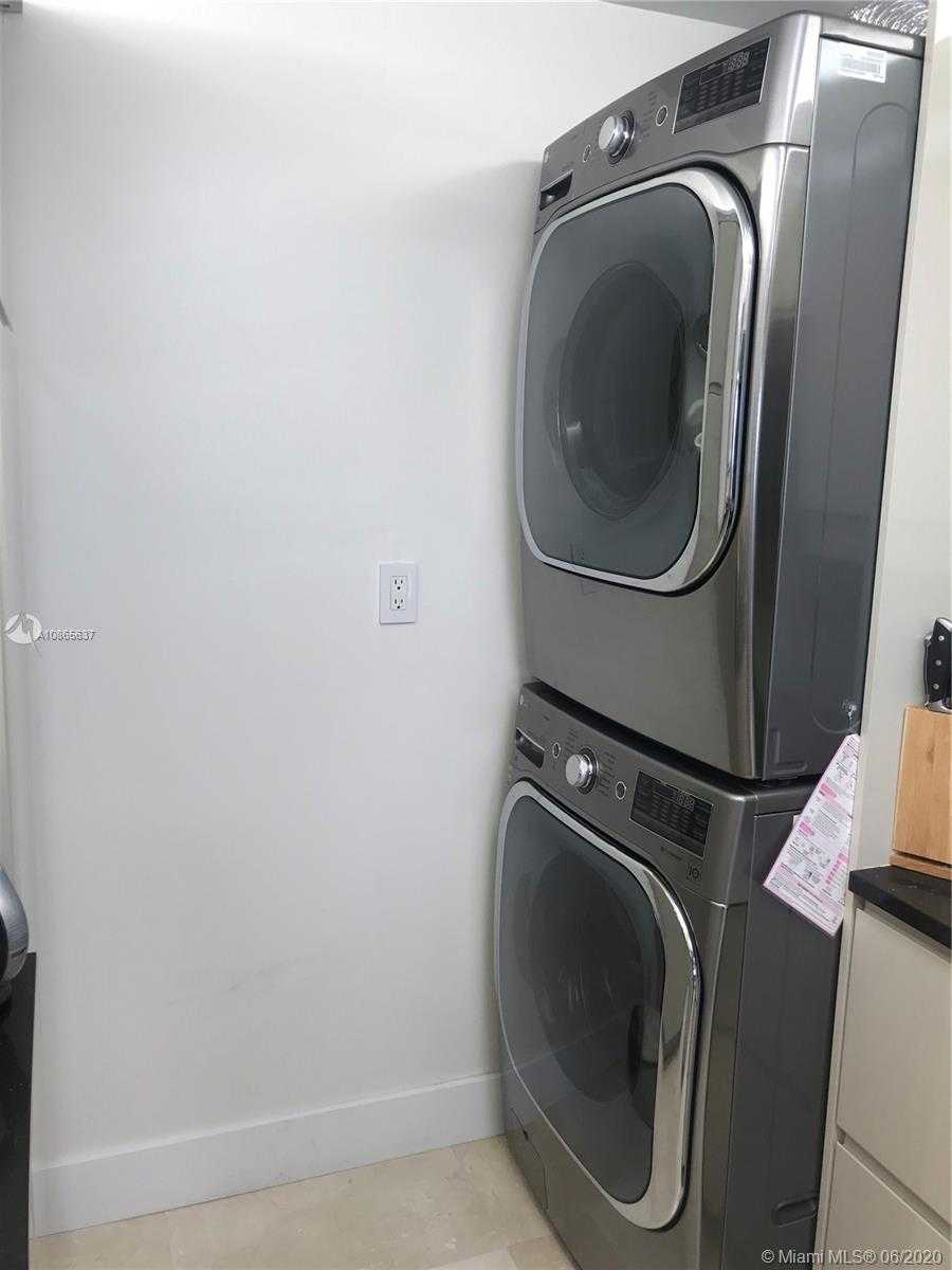 Small Image of 2901 SOUTH BAYSHORE DR #11F, Miami Number 22
