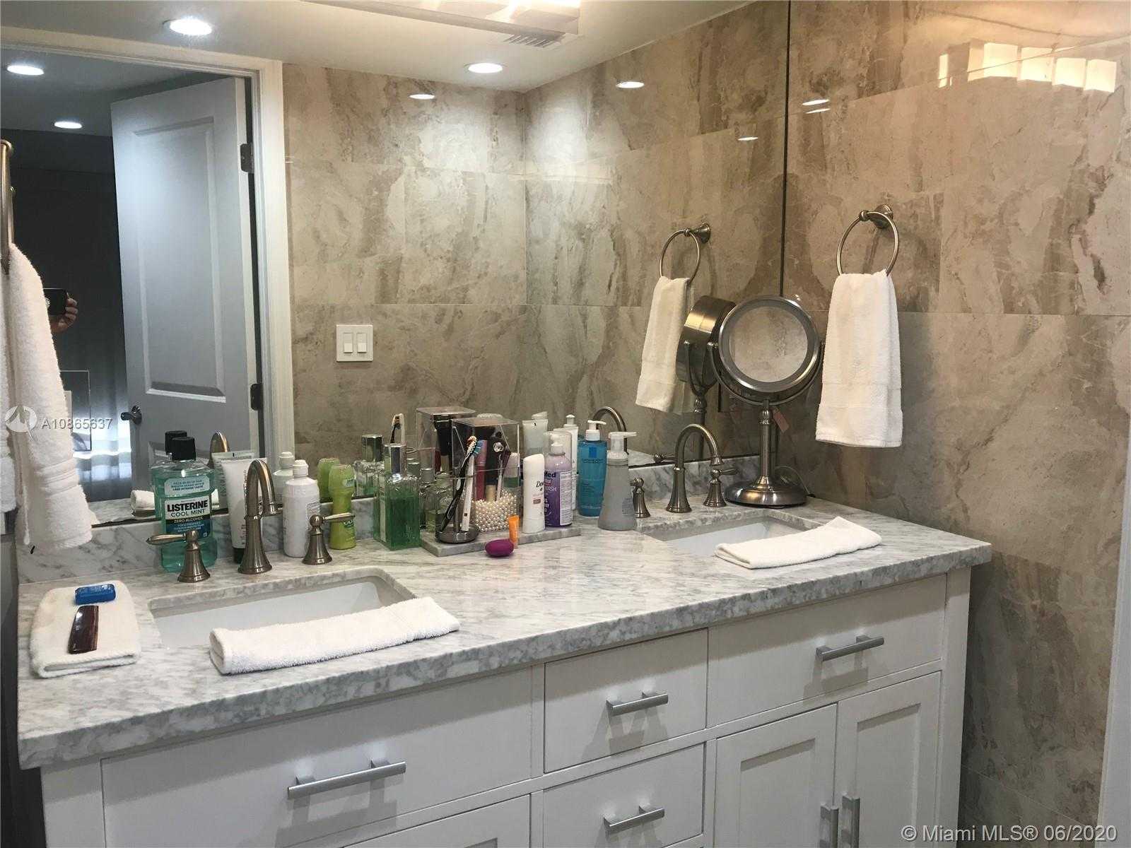 Small Image of 2901 SOUTH BAYSHORE DR #11F, Miami Number 9