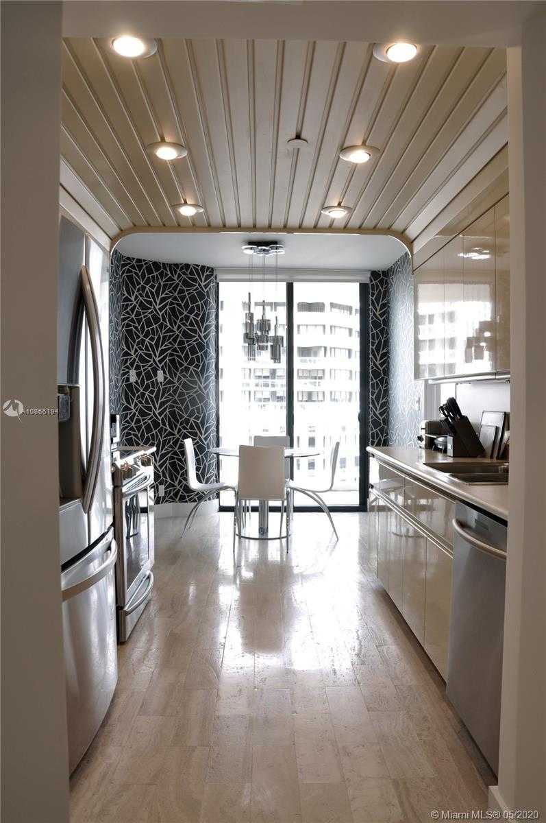 Small Image of 3000 ISLAND BLVD #2605, Aventura Number 15