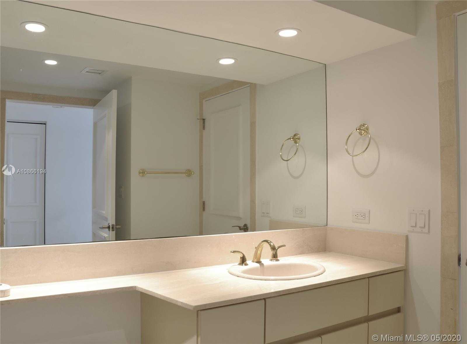Small Image of 3000 ISLAND BLVD #2605, Aventura Number 28