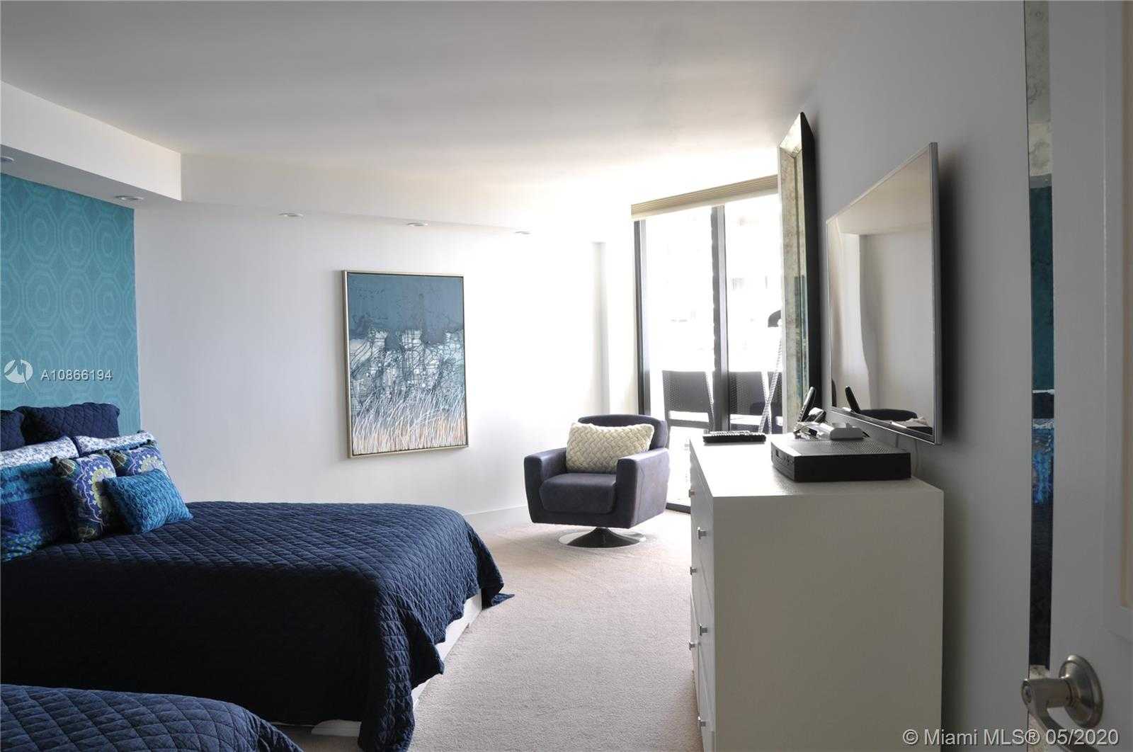Small Image of 3000 ISLAND BLVD #2605, Aventura Number 31