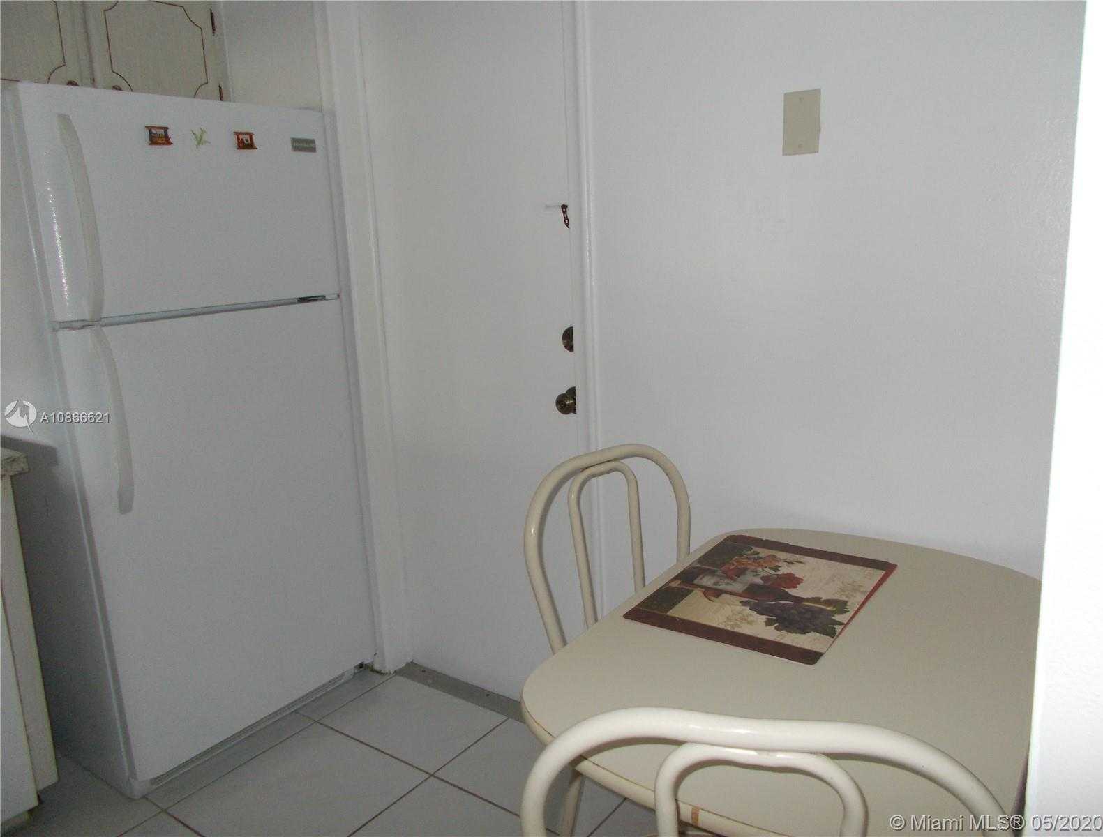 Small Image of 1817 SOUTH OCEAN DR #827, Hallandale Beach Number 8