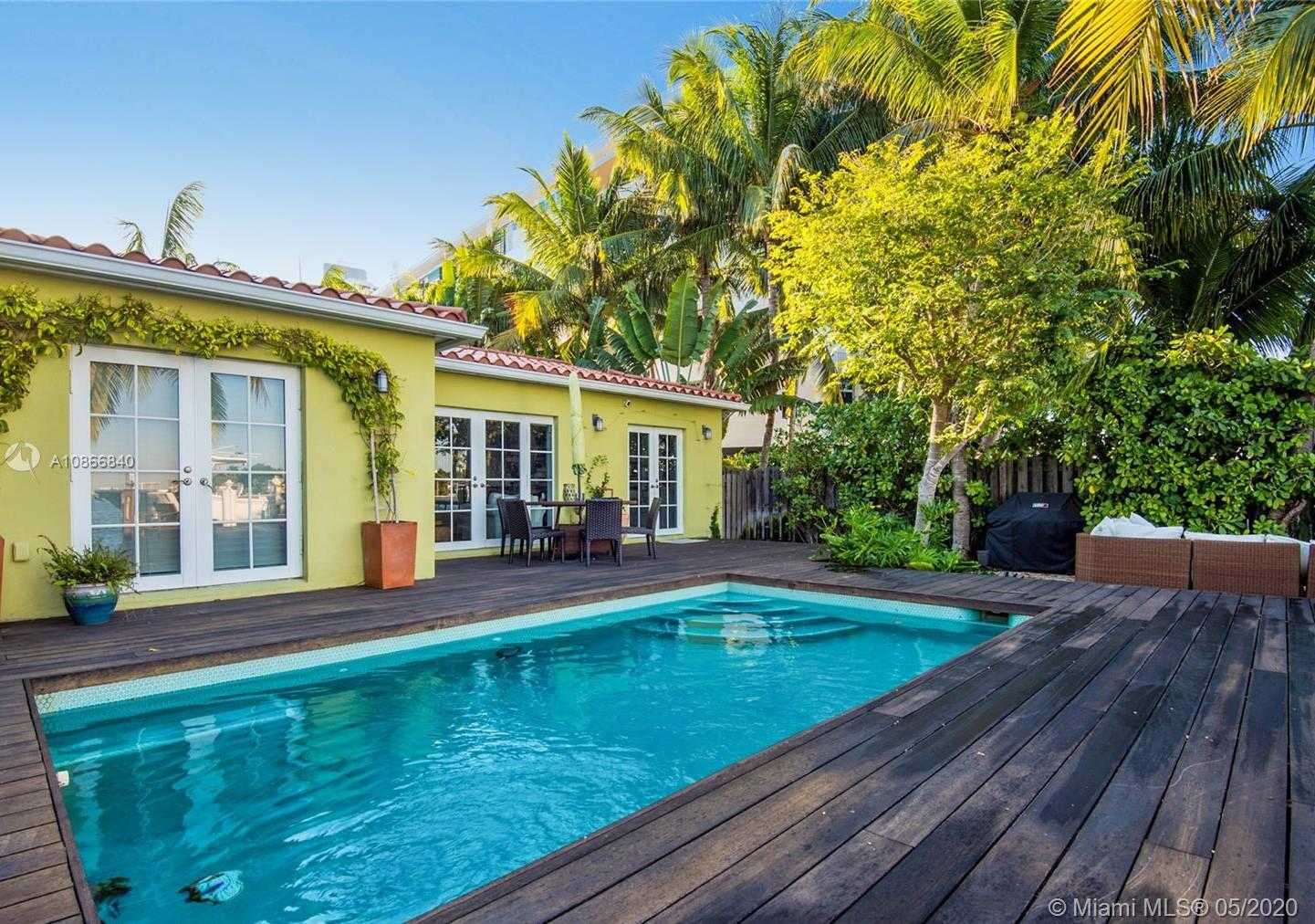 Small Image of 7 CENTURY LN, Miami Beach Number 2