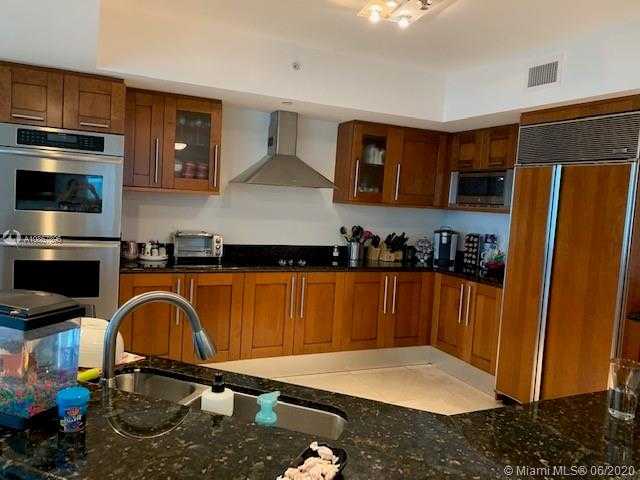 Small Image of 3301 NORTH EAST 183RD ST #801, Aventura Number 5