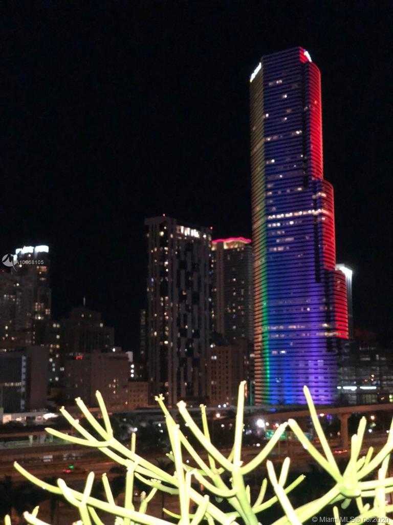 Small Image of 90 SOUTH WEST 3RD ST #TH701, Miami Number 18