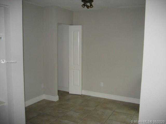 Small Image of 10748 NORTH KENDALL DR #N-14, Miami Number 10