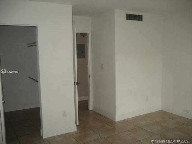 Small Image of 10748 NORTH KENDALL DR #N-14, Miami Number 11