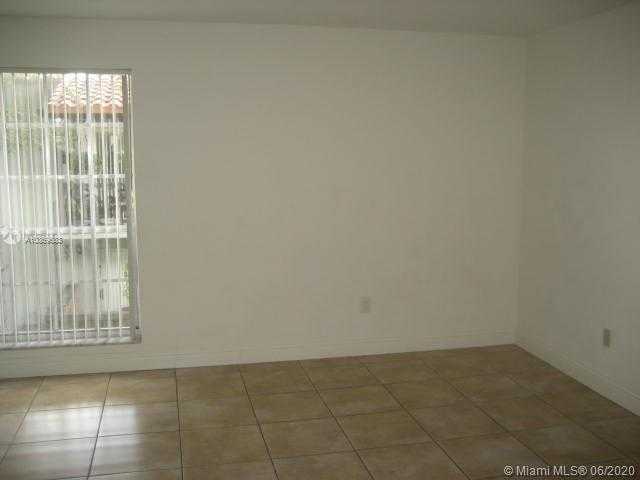 Small Image of 10748 NORTH KENDALL DR #N-14, Miami Number 5