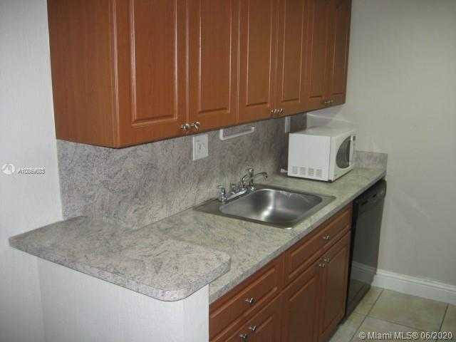 Small Image of 10748 NORTH KENDALL DR #N-14, Miami Number 7