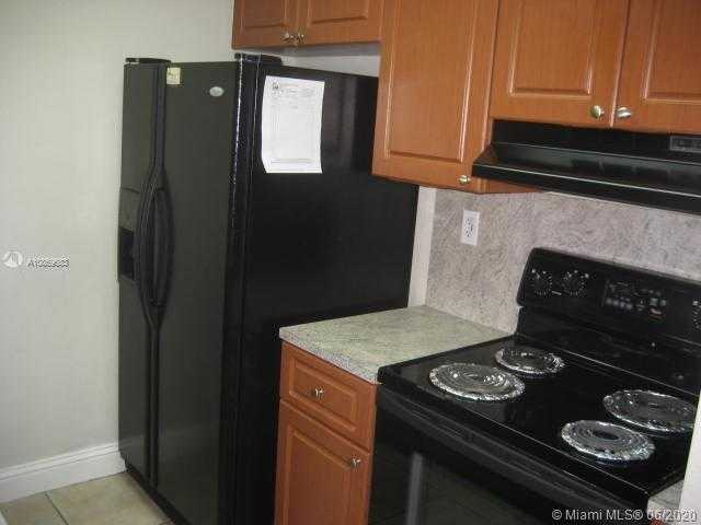 Small Image of 10748 NORTH KENDALL DR #N-14, Miami Number 8